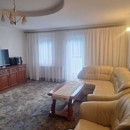 Hotel W Dobieszkowie Stryków Kültér fotó