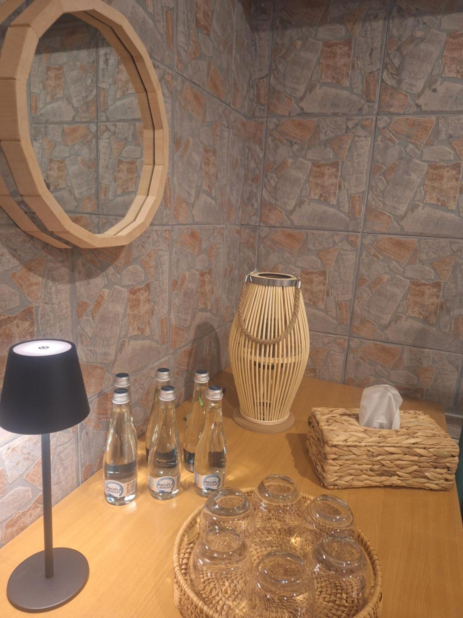 Hotel W Dobieszkowie Stryków Kültér fotó